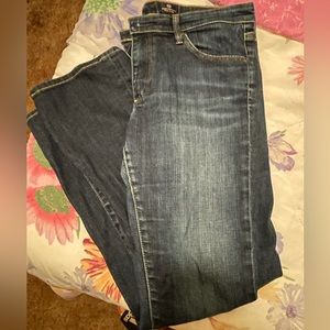💥Jeans 29R - donating soon